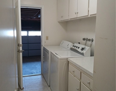 17367 Quesan Place - Photo Thumbnail 12