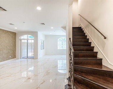 1201 Viola Avenue - Photo Thumbnail 18
