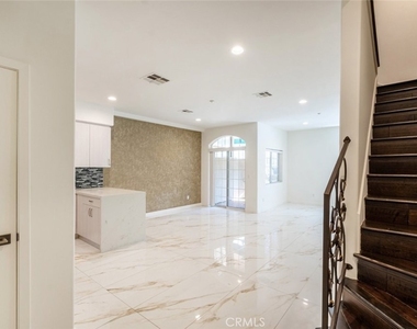 1201 Viola Avenue - Photo Thumbnail 17