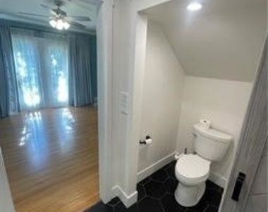 1111 Harvard Avenue - Photo Thumbnail 10