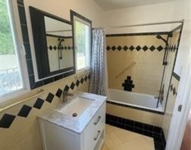 1111 Harvard Avenue - Photo Thumbnail 20