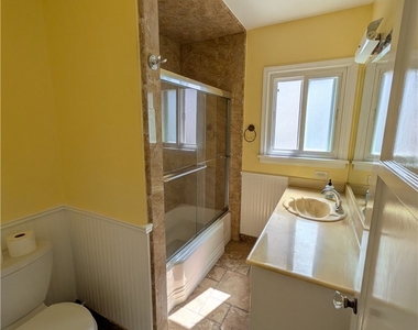 1511 N Rose - Photo Thumbnail 10