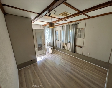 1511 N Rose - Photo Thumbnail 19