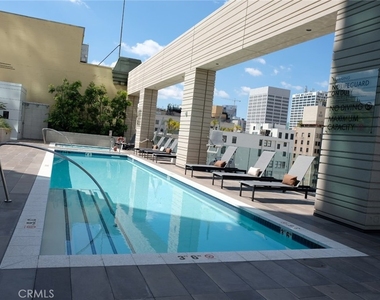 400 S Broadway - Photo Thumbnail 18