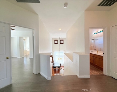 710 Redondo Lane - Photo Thumbnail 6