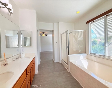 710 Redondo Lane - Photo Thumbnail 11