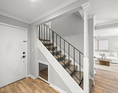 1828 Countrywood Ct - Photo Thumbnail 5