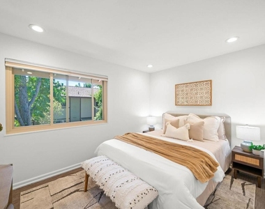 1828 Countrywood Ct - Photo Thumbnail 13