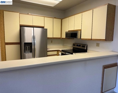 25850 Kay Ave - Photo Thumbnail 3