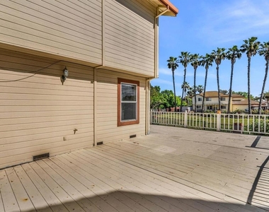 5650 Edgeview Dr - Photo Thumbnail 58