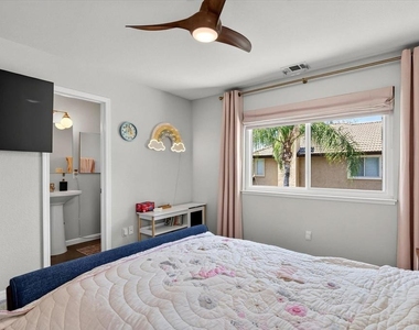 6 Courtney Ln - Photo Thumbnail 27