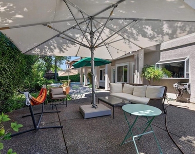 6 Courtney Ln - Photo Thumbnail 17