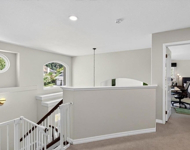 6 Courtney Ln - Photo Thumbnail 33