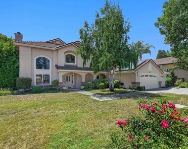6 Courtney Ln - Photo Thumbnail 2