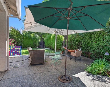 6 Courtney Ln - Photo Thumbnail 19