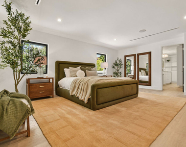 4423 Bergamo Drive - Photo Thumbnail 33