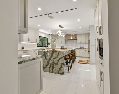 4423 Bergamo Drive - Photo Thumbnail 22