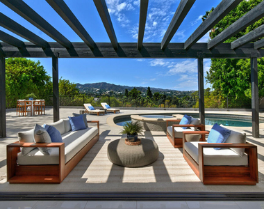 4423 Bergamo Drive - Photo Thumbnail 39