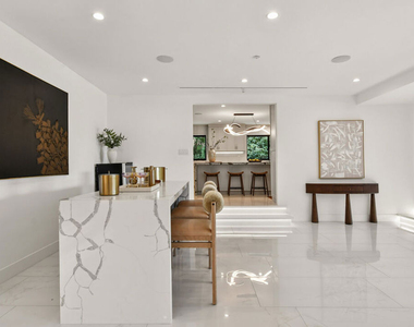 4423 Bergamo Drive - Photo Thumbnail 21