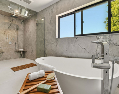 4423 Bergamo Drive - Photo Thumbnail 38