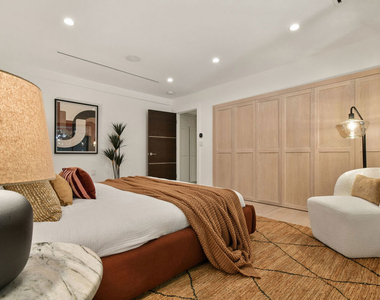 4423 Bergamo Drive - Photo Thumbnail 30