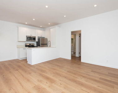 7714 Rosewood Avenue - Photo Thumbnail 1