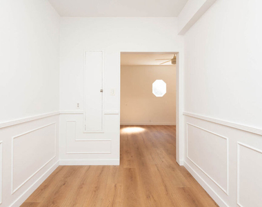 9025 Rangely Avenue - Photo Thumbnail 11