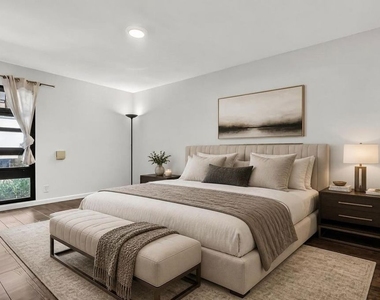 7742 Redlands Street - Photo Thumbnail 11