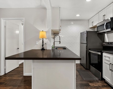 7742 Redlands Street - Photo Thumbnail 9