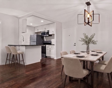 7742 Redlands Street - Photo Thumbnail 6