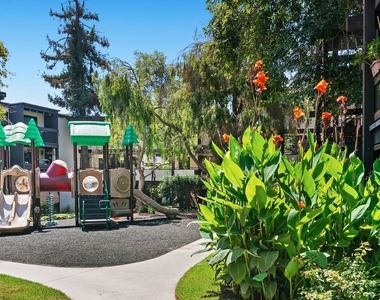 7742 Redlands Street - Photo Thumbnail 28