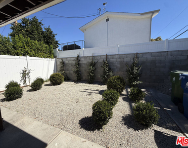 7038 Alcove Avenue - Photo Thumbnail 3