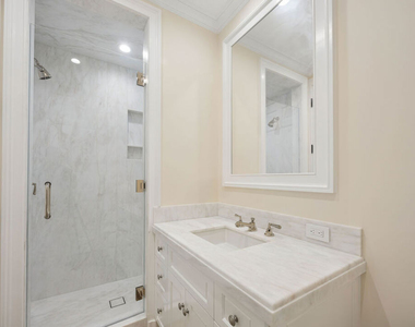 15201 Mc Kendree Avenue - Photo Thumbnail 13