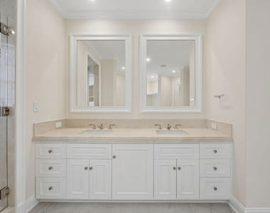 15201 Mc Kendree Avenue - Photo Thumbnail 24