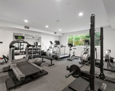 4240 Laurel Canyon Boulevard - Photo Thumbnail 26