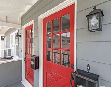 852 11th Street - Photo Thumbnail 10