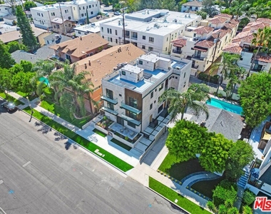 4329 Radford Avenue - Photo Thumbnail 19