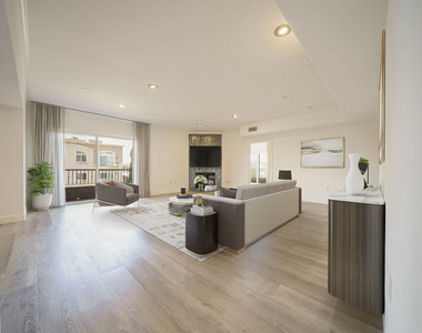 970 S St Andrews Place - Photo Thumbnail 1