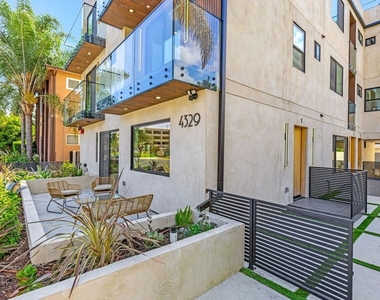 4329 Radford Avenue - Photo Thumbnail 26