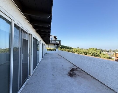 21 Oaktree Lane - Photo Thumbnail 17