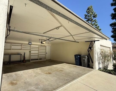21 Oaktree Lane - Photo Thumbnail 21