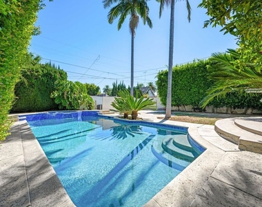 112 N Elm Drive - Photo Thumbnail 39