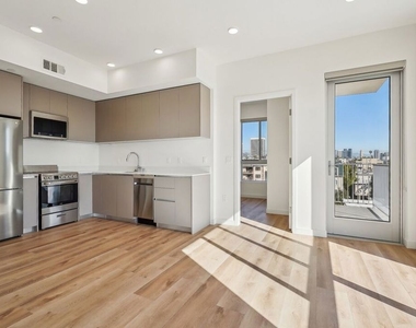 1814 Federal Avenue - Photo Thumbnail 4
