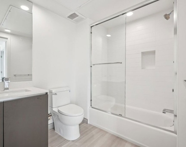 1814 Federal Avenue - Photo Thumbnail 6