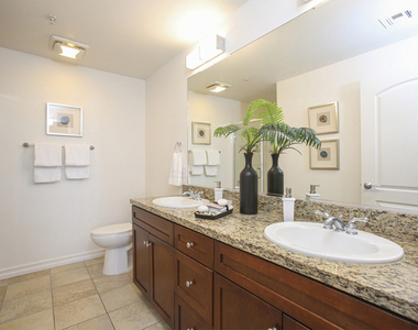 629 Traction Avenue - Photo Thumbnail 30