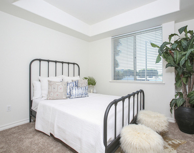 629 Traction Avenue - Photo Thumbnail 12