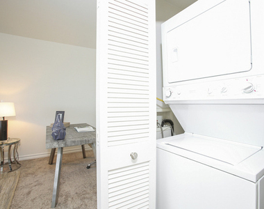 629 Traction Avenue - Photo Thumbnail 18