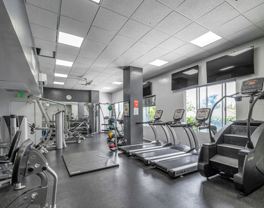 10501 Wilshire - Photo Thumbnail 16