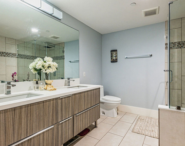 901 S Gramercy Drive - Photo Thumbnail 15