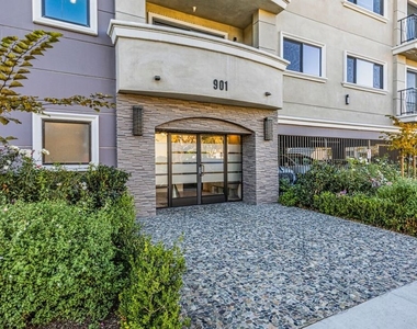 901 S Gramercy Drive - Photo Thumbnail 2